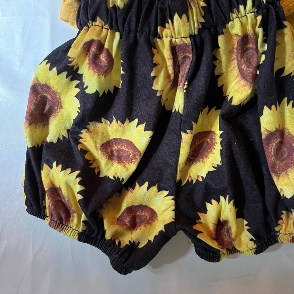 Customs Infant Sunflower Outfit - Picture 3 of 8